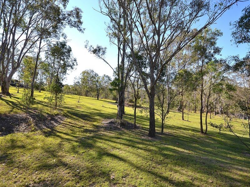 403 Villeneuve Rd, Jimna QLD 4515