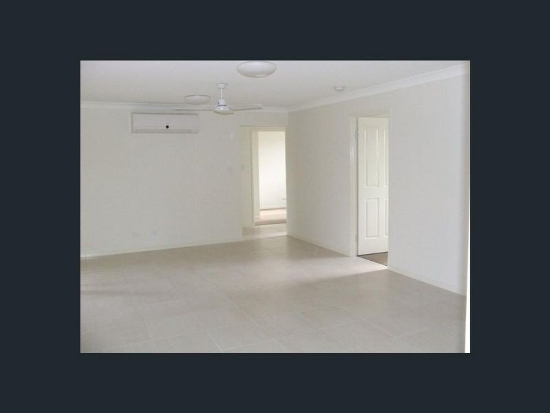 1 Hedley Drive, Kilcoy QLD 4515