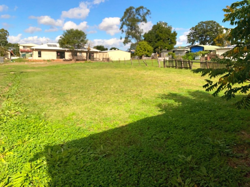 13 Royston Street, Kilcoy QLD 4515