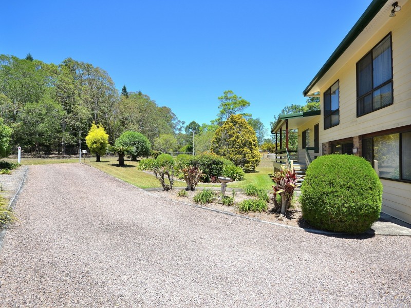 17 Mimosa Street, Woodford QLD 4514