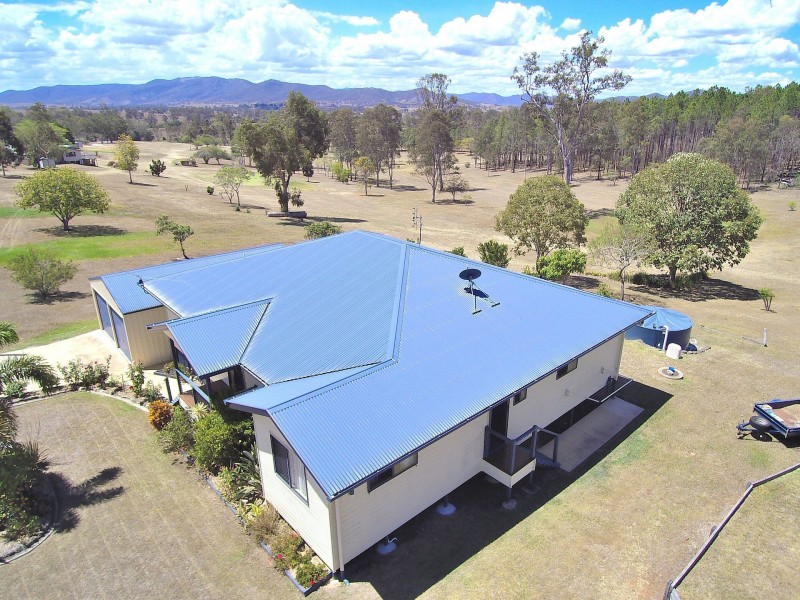 42 Carseldine Street, Kilcoy QLD 4515