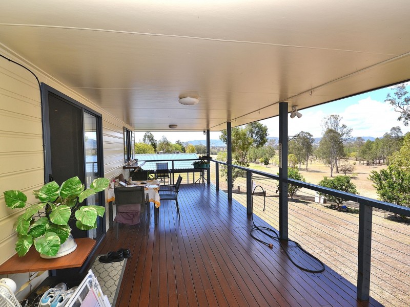 42 Carseldine Street, Kilcoy QLD 4515