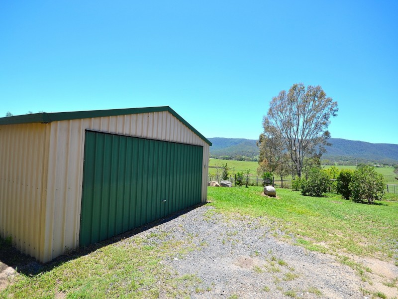 772 Sandy Creek Road, Sandy Creek QLD 4515