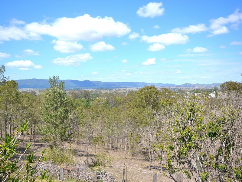36 Saleyard Road, Kilcoy QLD 4515