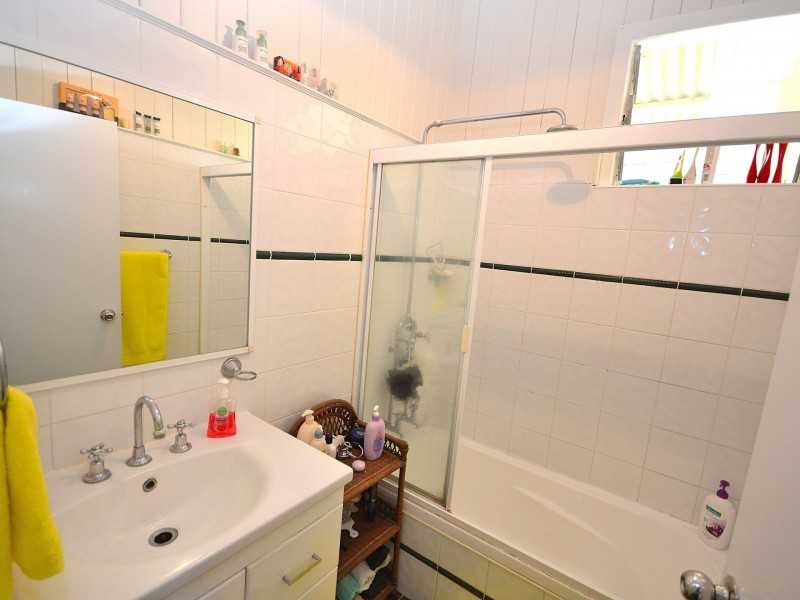 2 McCauley Street, Kilcoy QLD 4515