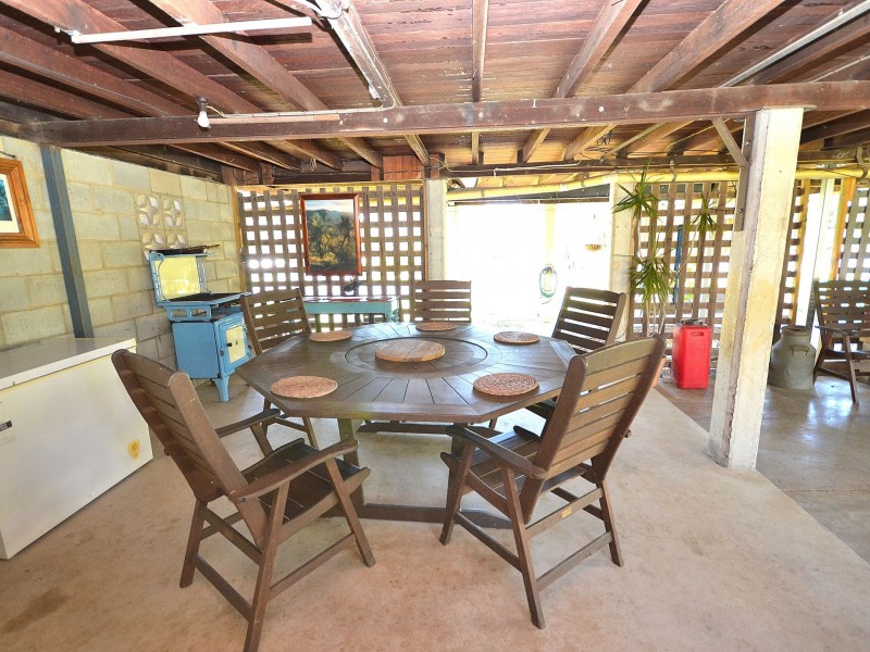 2 McCauley Street, Kilcoy QLD 4515