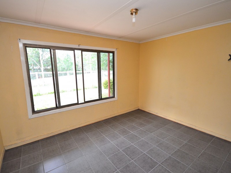 14 Neurum Street, Woodford QLD 4514