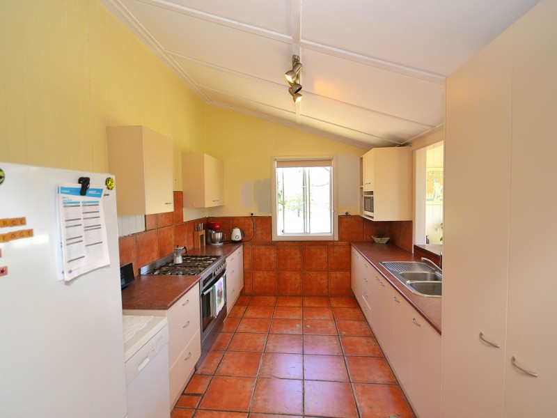 35 Myleema Road, Mount Archer QLD 4514