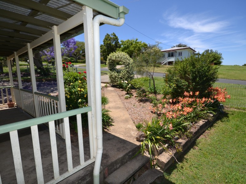 5 Graham Street, Kilcoy QLD 4515