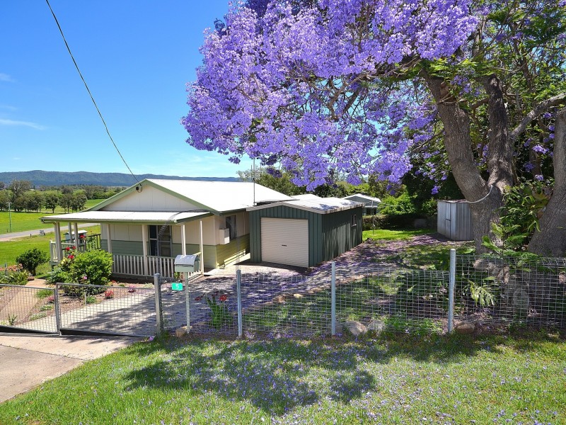 5 Graham Street, Kilcoy QLD 4515