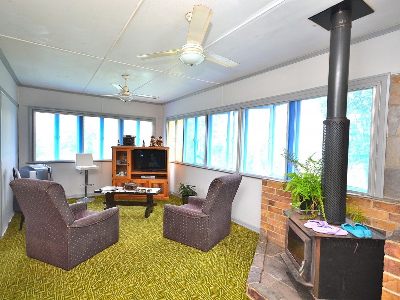 36 Hill Road, Stanmore QLD 4514