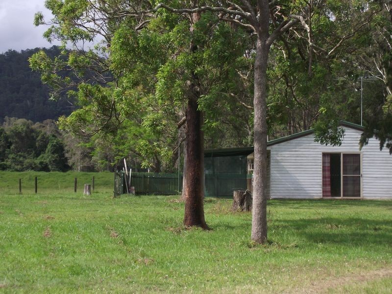 2957a D’Aguilar Hwy, Woodford QLD 4514