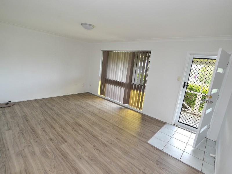 19 Robson Street, Kilcoy QLD 4515