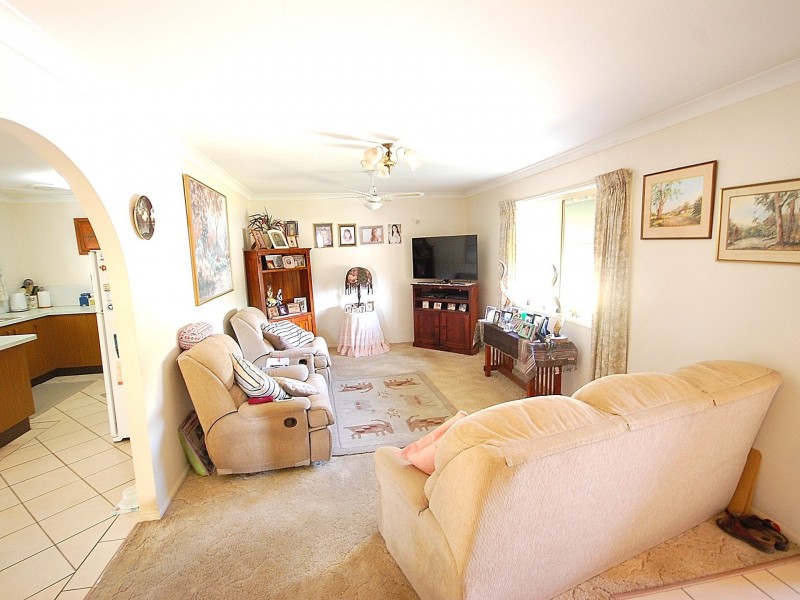 14 Kropp Road, Woodford QLD 4514