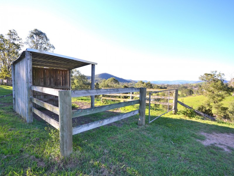 342 Mount Kilcoy Road, Mount Kilcoy QLD 4515