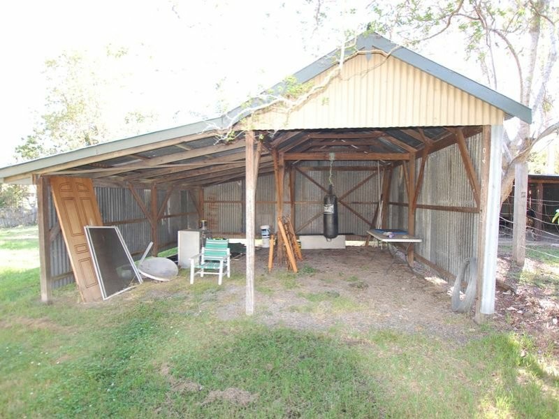 19 William Street, Linville QLD 4306