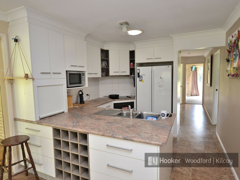 12 Heather Court, Woodford QLD 4514