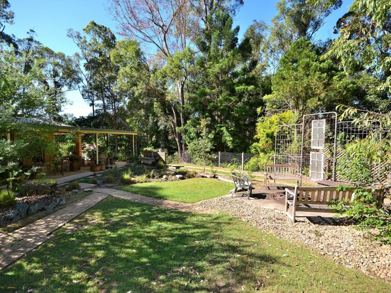 44-46 Kauri Court, Woodford QLD 4514