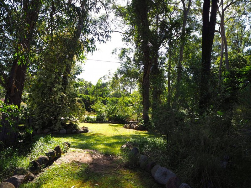 44-46 Kauri Court, Woodford QLD 4514