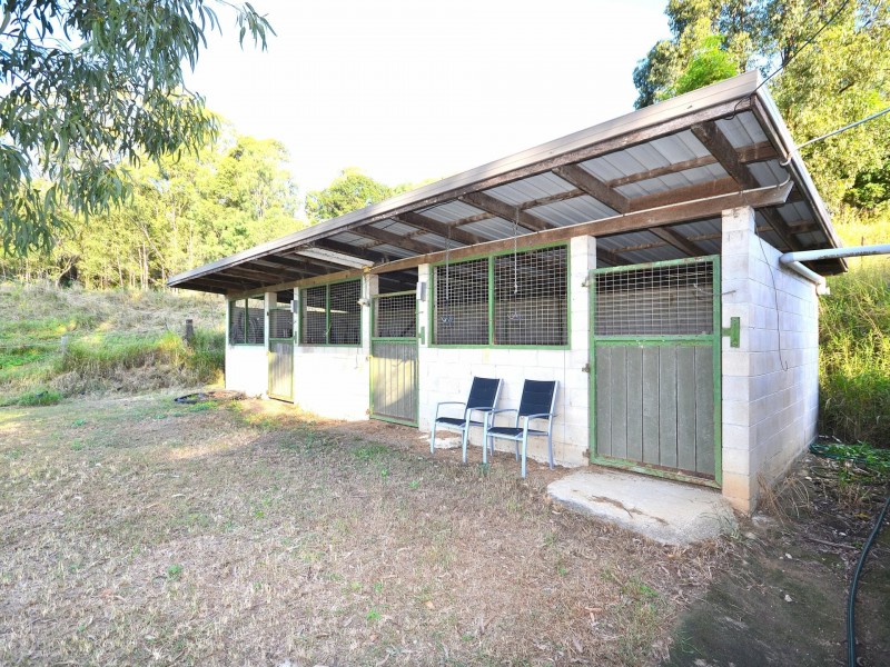 374 Mt Kilcoy Road, Mount Kilcoy QLD 4515