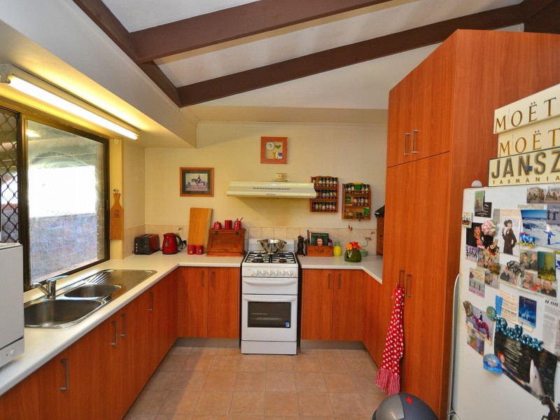 374 Mt Kilcoy Road, Mount Kilcoy QLD 4515