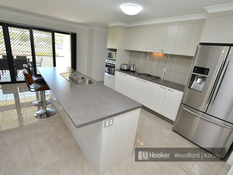 111 Sippel Drive, Woodford QLD 4514