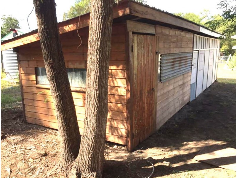 33 David Street, Linville QLD 4306