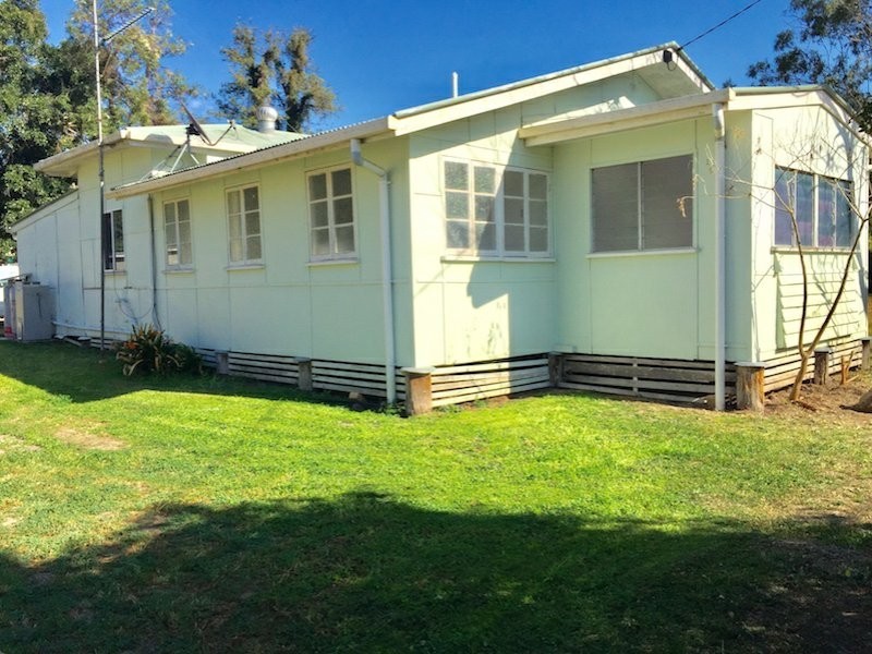 33 David Street, Linville QLD 4306