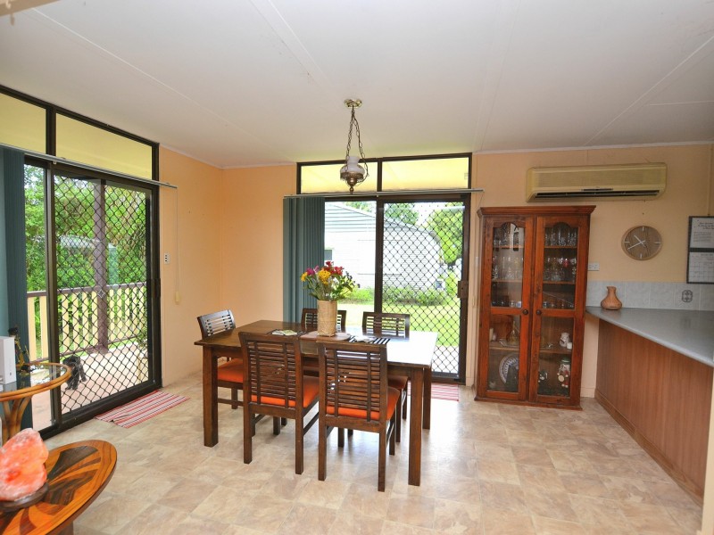 7 Brooker Street, Woodford QLD 4514