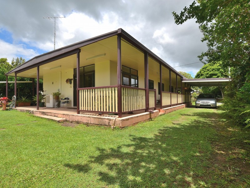 7 Brooker Street, Woodford QLD 4514