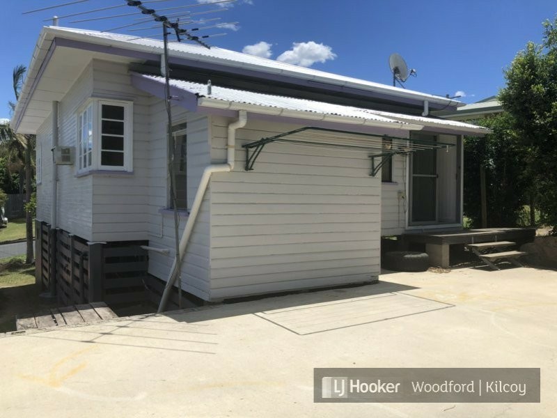 30 Robson Street, Kilcoy QLD 4515