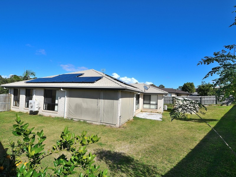 8 Miriam Court, Woolmar QLD 4515