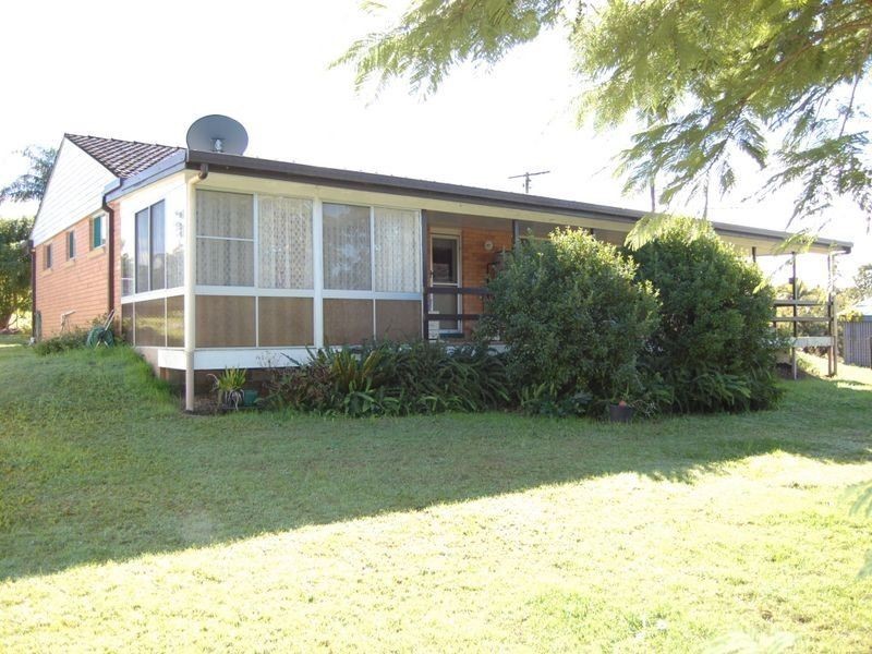 19 Stewart Street, Kilcoy QLD 4515