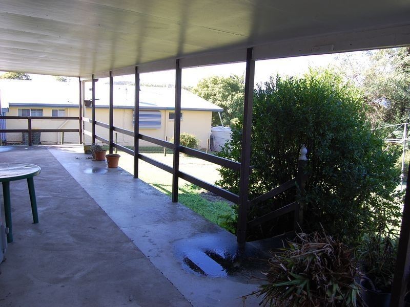 19 Stewart Street, Kilcoy QLD 4515