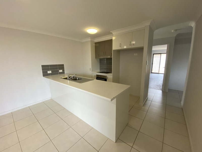 24 Settlers Rise, Woolmar QLD 4515