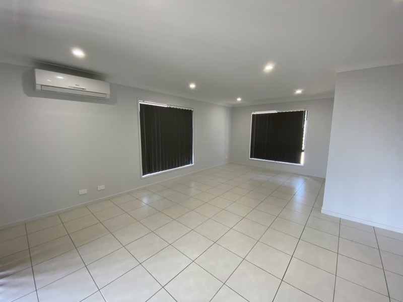 24 Settlers Rise, Woolmar QLD 4515