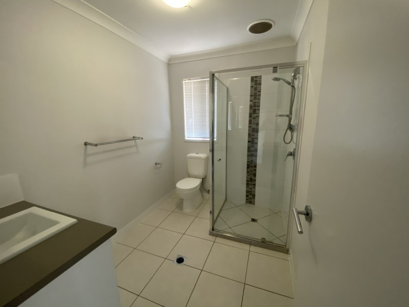24 Settlers Rise, Woolmar QLD 4515