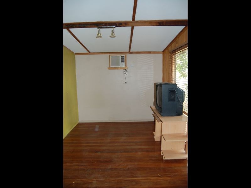 11b Kennedy Street, Kilcoy QLD 4515
