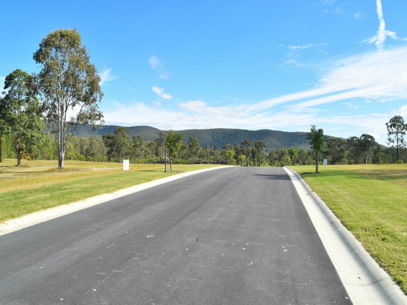 5 Tilpawai Road, Woodford QLD 4514