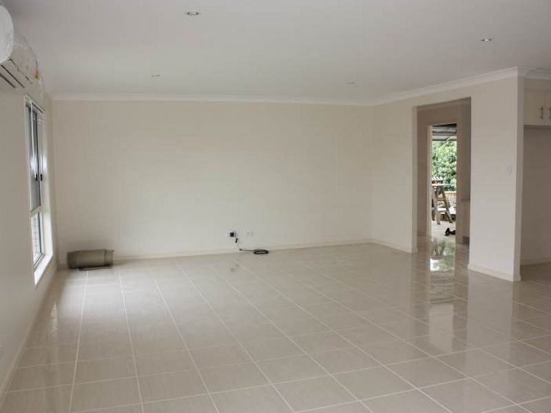 6 Burt Street, Kilcoy QLD 4515
