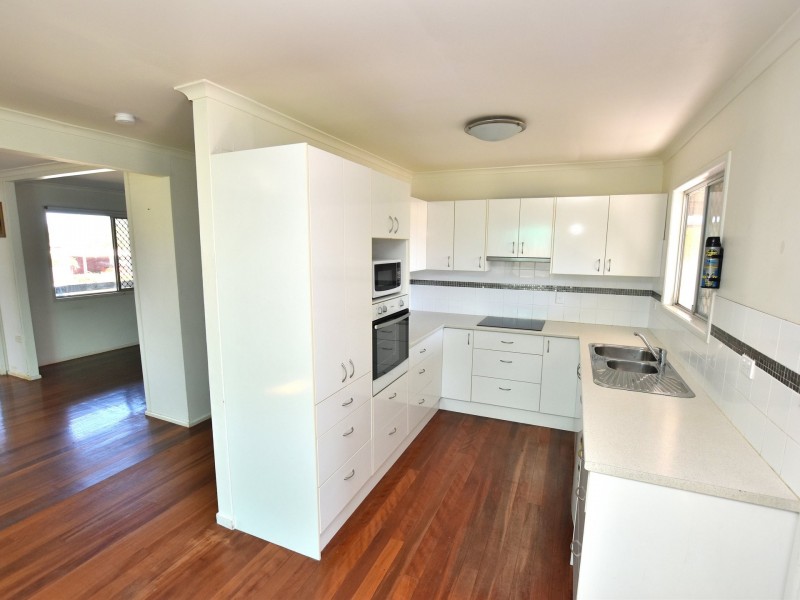 21 Gloucester street, Woodford QLD 4514