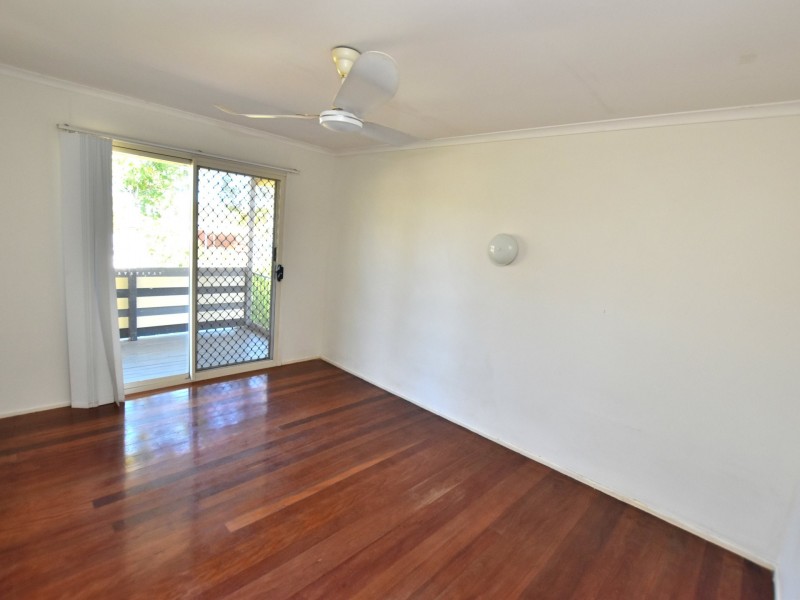 21 Gloucester street, Woodford QLD 4514