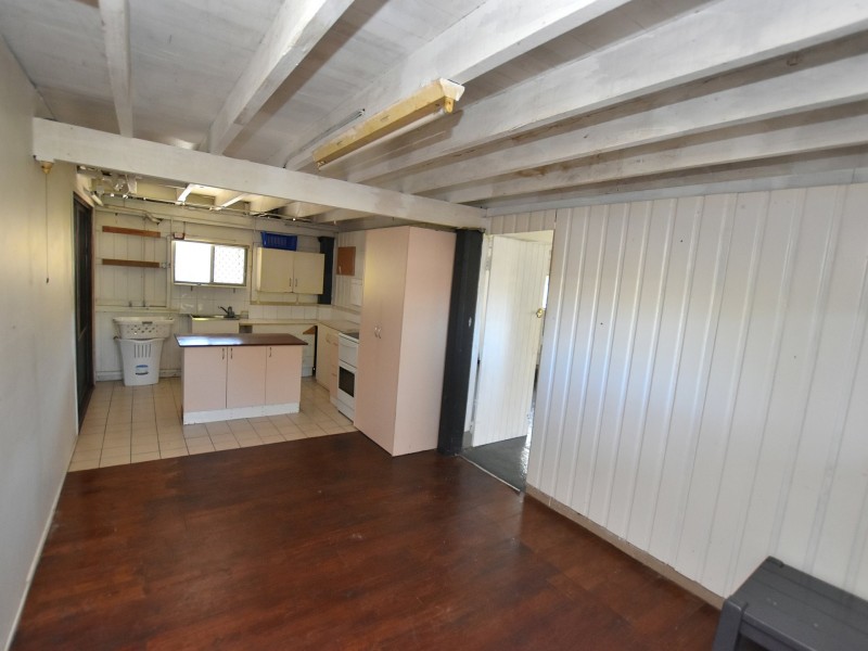 21 Gloucester street, Woodford QLD 4514