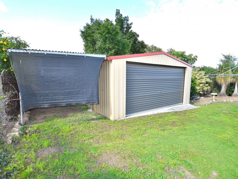18 Robson Street, Kilcoy QLD 4515