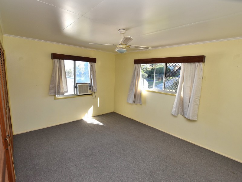 18 Robson Street, Kilcoy QLD 4515