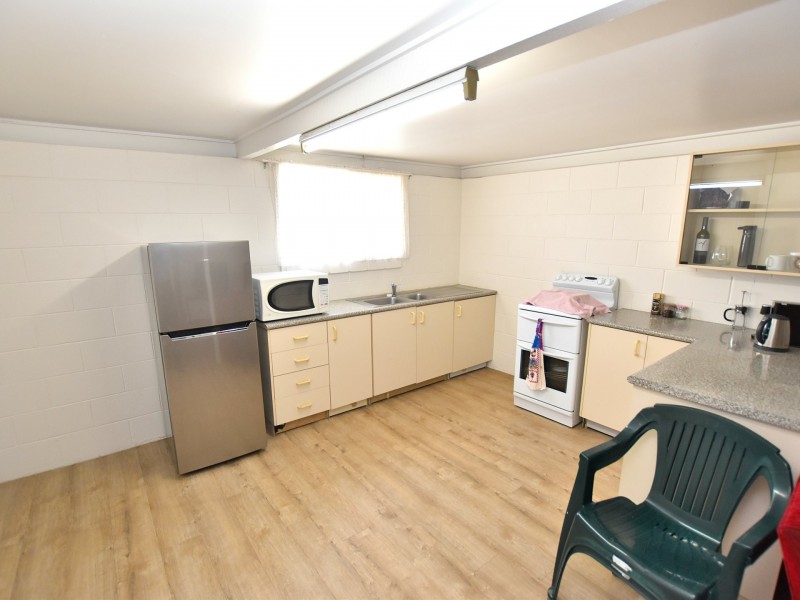 18 Robson Street, Kilcoy QLD 4515