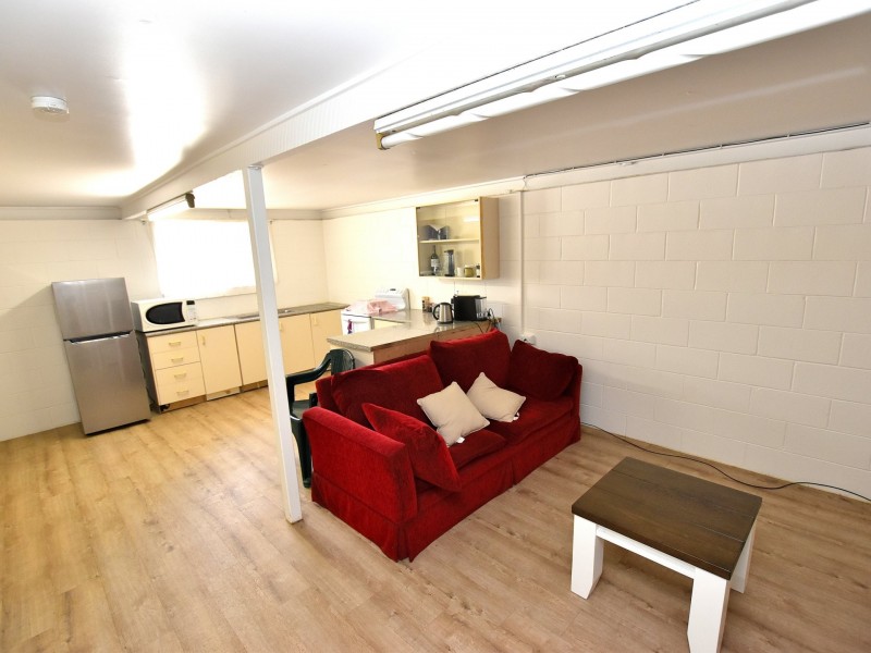 18 Robson Street, Kilcoy QLD 4515