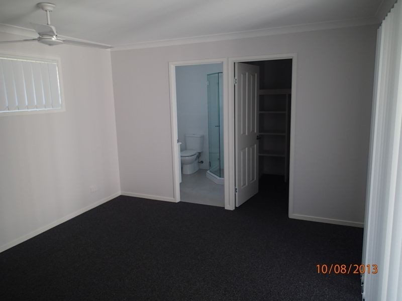 2/47 Durundur Street, Woodford QLD 4514
