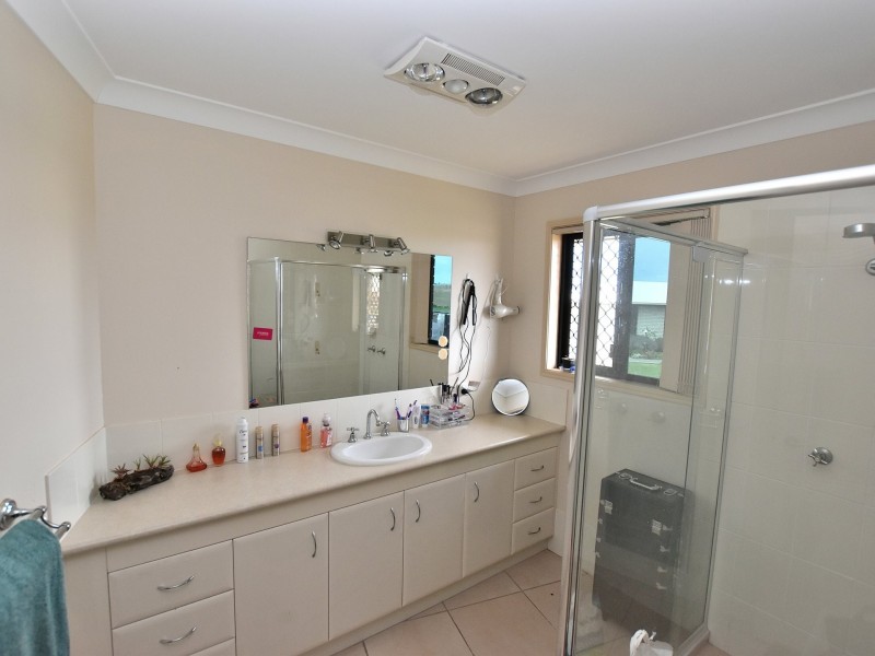 10 Golf Links Crt, Kilcoy QLD 4515