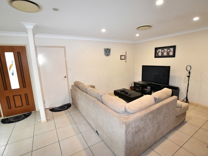 10 Golf Links Crt, Kilcoy QLD 4515